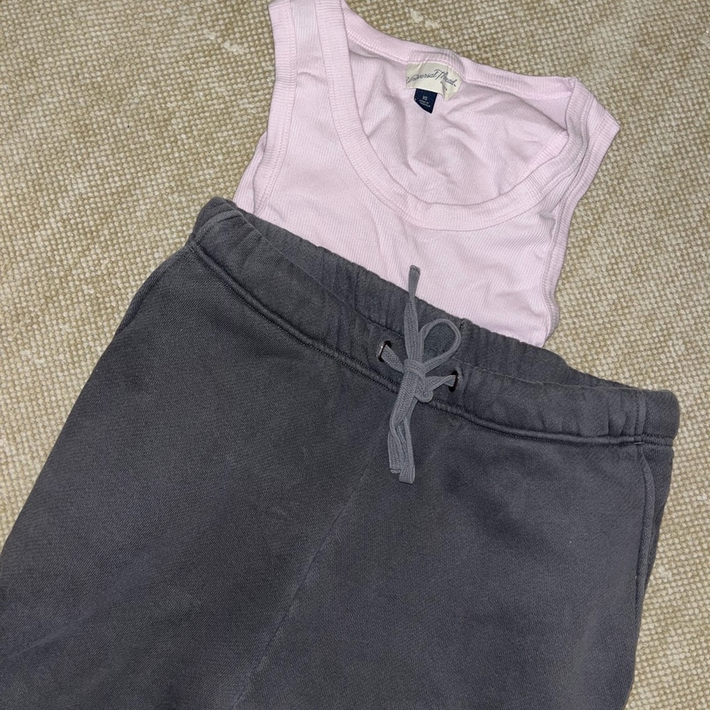 Gray Relaxed Fit Sweatpants with Drawstring Waist